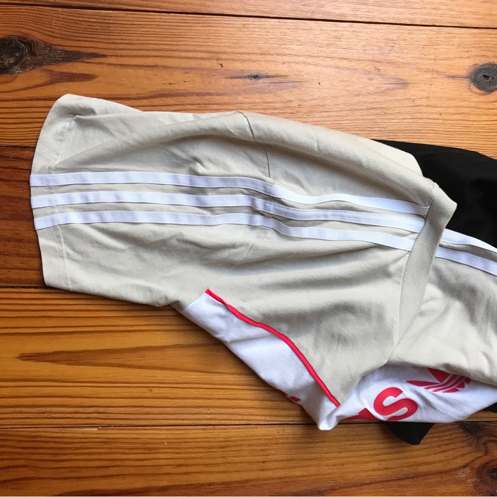 Adidas Cream White Red Black Graphic Tee Shirt, EUC, L - Picture 11 of 12